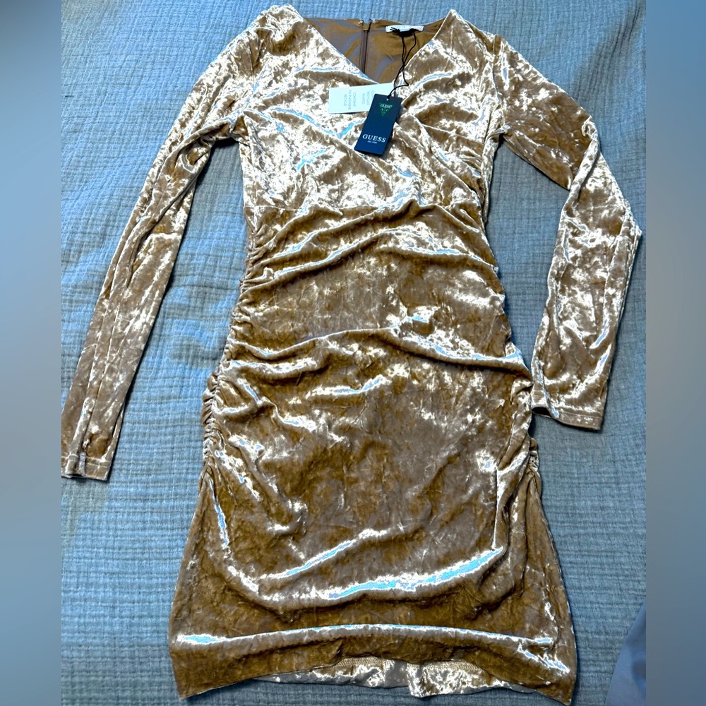 Guess Women's Velvet Ruched-Front Long-Sleeve Dress M